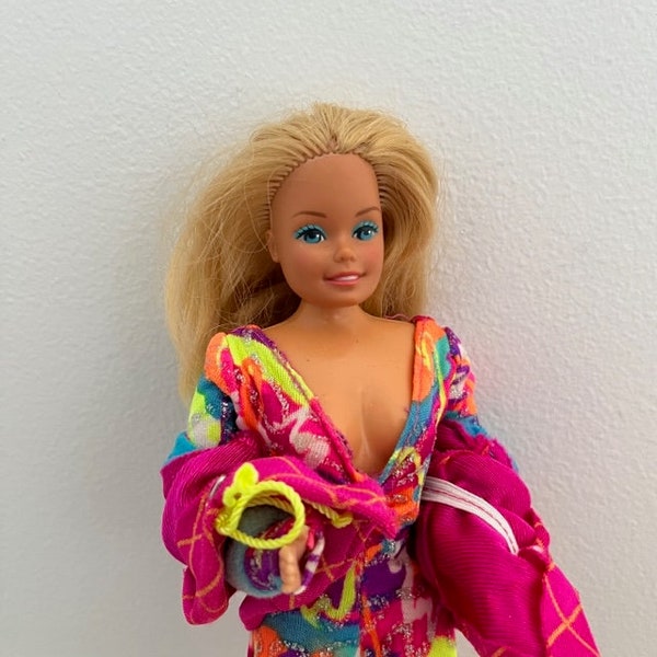 Vintage 1980s Retro Barbie doll - collectable barbie doll - blonde barbie doll