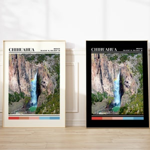 Op de afbeelding: Twee ingelijste prints van een waterval in Chihuahua, Mexico. De prints zijn identiek behalve de achtergrondkleur, een is wit en de andere is zwart. Beide prints bevatten een kleurenpalet van de afbeelding.