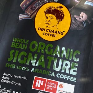 Granos de café tailandés • Grano entero de arábica orgánico • Tostado medio Peaberry