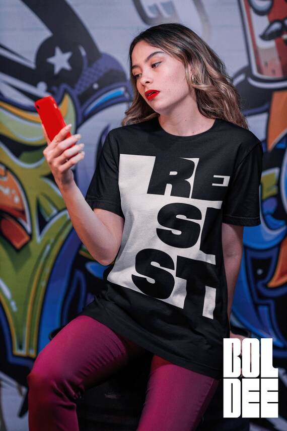 Bold Unisex T-shirt With Impactful 'resist' Design Make a Statement With  Your Clothing BOLDEE 