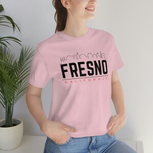 Fresno California met Skyline Unisex Jersey T-shirt met korte mouwen