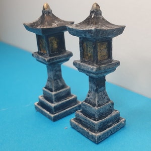 Miniature, Lantern, Spooky, Terrain, Statue, furniture, Diorama, Book Nook, DnD, Cast N Play,  Dollhouse, 28/32mm