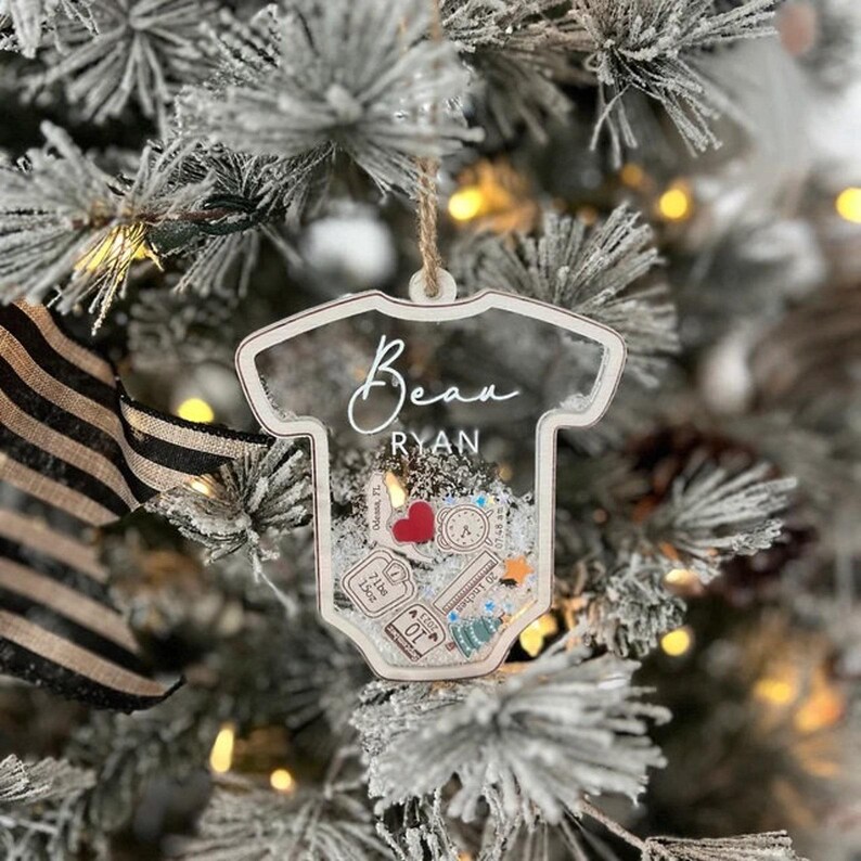 Baby's First Christmas Ornament, Custom Newborn Gift, 4D Shake Babies