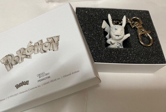 ポケモン - Daniel Arsham x Pokémon x 2G key charm Pokémon Key Charm by Daniel Arsham x 2G - Vinyl Pulse