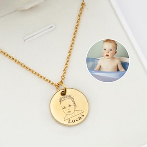 Collier pour enfants fête des mères avec nom gravé, pendentif médaillon pour nouvelle maman