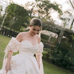 custom wedding gown, Strapless bridal robe, flower wedding dress, Elegant bridal gown