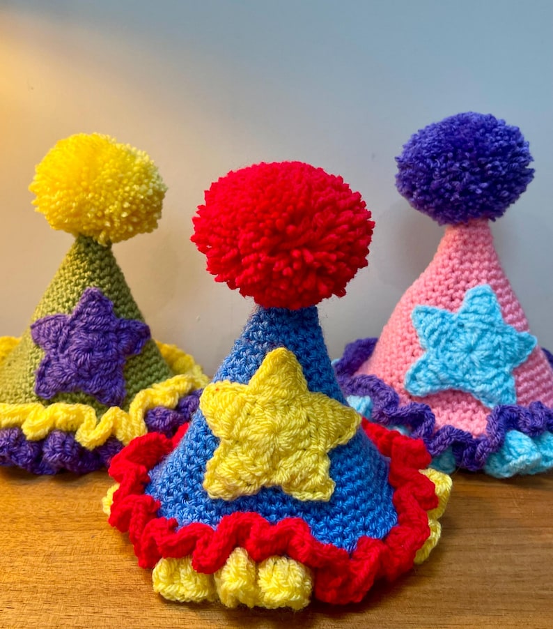 Handmade, reusable crochet birthday/ party hat (clown hat) - customisable image 4