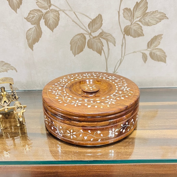 Handmade Teak Wood Chapati Casserole, Wooden Chapati Box, Vintage Casserole, Indian Chapati Box, Casserole for Breads, Engraved Design Box