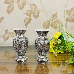Mini Flower Vase, Metal Flower Vase, Centerpiece, Small Vases, Wedding Vase Floral Decor, Unique Gift, Vintage Decor, Metal Home Decor, Gift