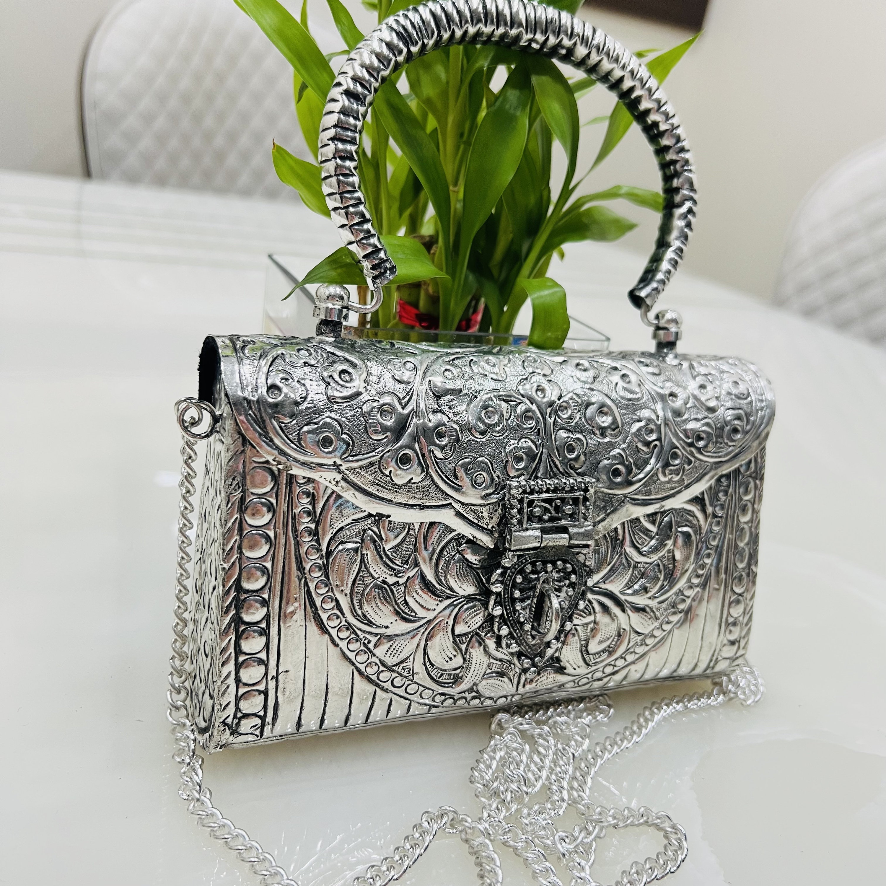 Nakoda Payals on Instagram: “925 pure silver purse/clutch Shop online at  www.nakodapayals.com Listed under Exclusive Si… | Silver purses, Silver  accessories, Purses