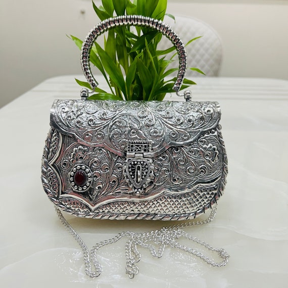 PARATO Premium Designer Metal Clutch / Sling Bag / Party bag /Handbags –  SaumyasStore