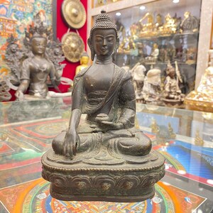 21cm, Shakyamuni Buddha Statue, Antique Finish, Handmade in Nepal