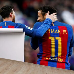 Messi & Neymar fotbollstapet: Självhäftande accentväggbeklädnad bild 6