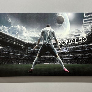 Cristiano Ronaldo Canvas Print, Ronaldo Lover Gift, Boy Room Wall Art Decor, Man Cave Wall Decor, Gym Wall Art Glass, Soccer Poster, Canvas,