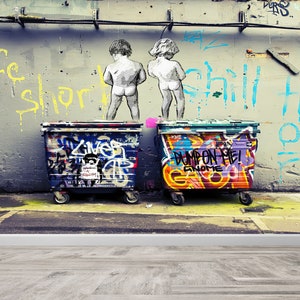 Decorazioni per pareti, carta da parati personalizzata, regalo per lui, carta da parati "Banksy Peeing Boys", carta da parati "Banksy Life is Short", graffiti di strada
