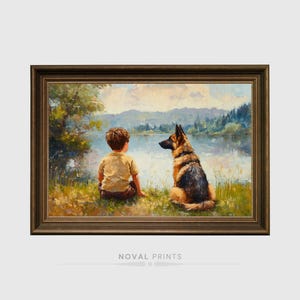 Puede incluir: Una pintura de un niño pequeño y un perro pastor alemán sentados uno al lado del otro en una orilla cubierta de hierba con vistas a un lago. El niño lleva una camisa azul claro y pantalones oscuros, mientras que el perro es marrón y negro con un pecho blanco. El fondo es un exuberante bosque verde con un cielo azul y nubes blancas.