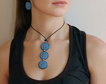 Adjustable Boho Necklace Handmade Jewelry Blue Reversible Necklace Ethnic jewelry Bohemian Necklace Sustainable Jewelry Blue Rustic Necklace