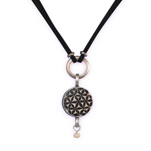 Flower Of Life Choker Circle Necklace Sustainable Ethnic Jewelry Leather O-Ring Choker Sustainable Nature Necklace Upcycled Recycled Chokers