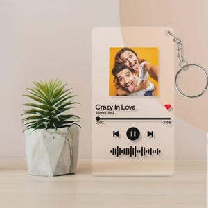 Personalized Spotify Code Keychain: Custom Music Photo Keyring