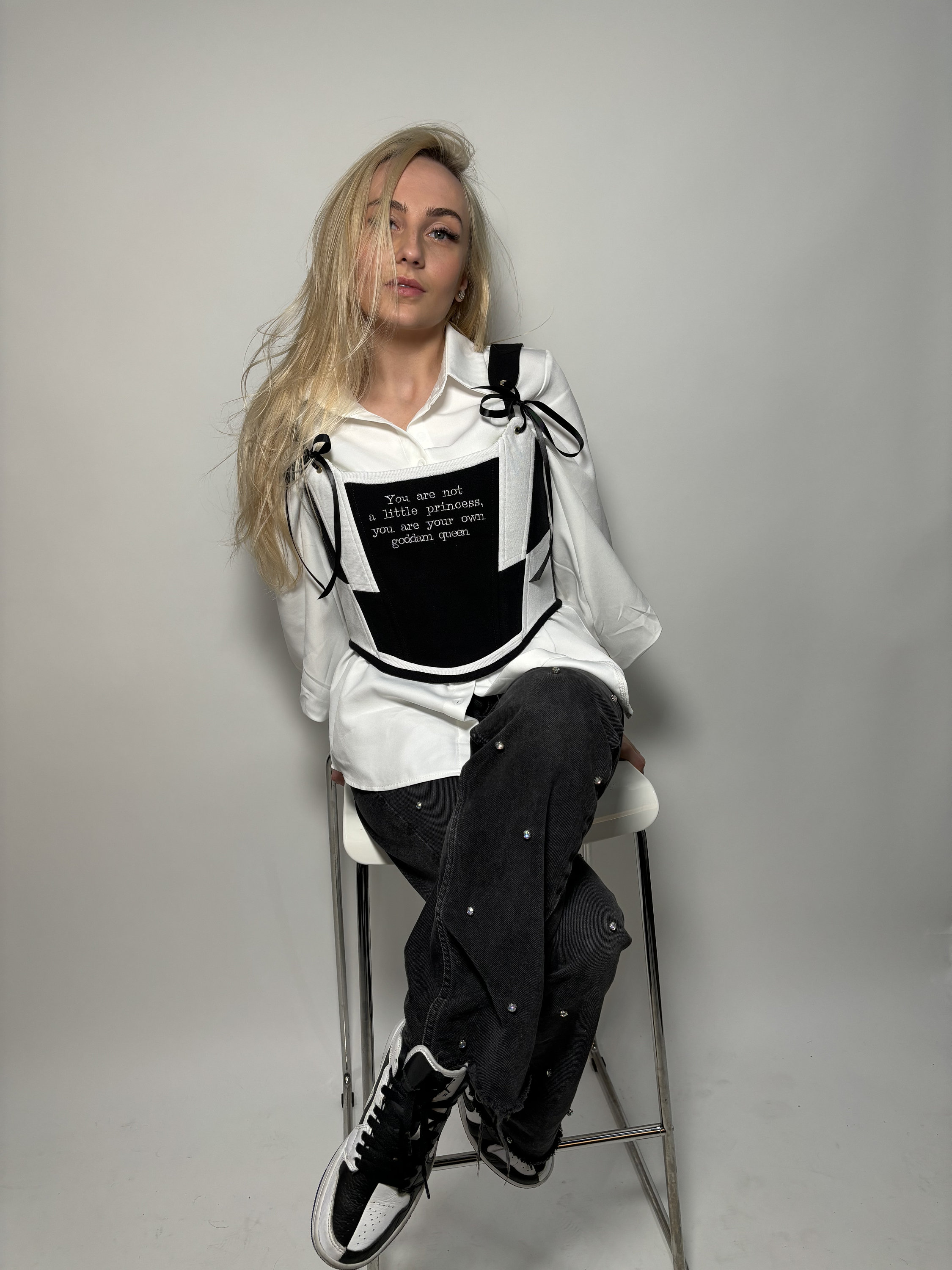 square neck top puff sleeve