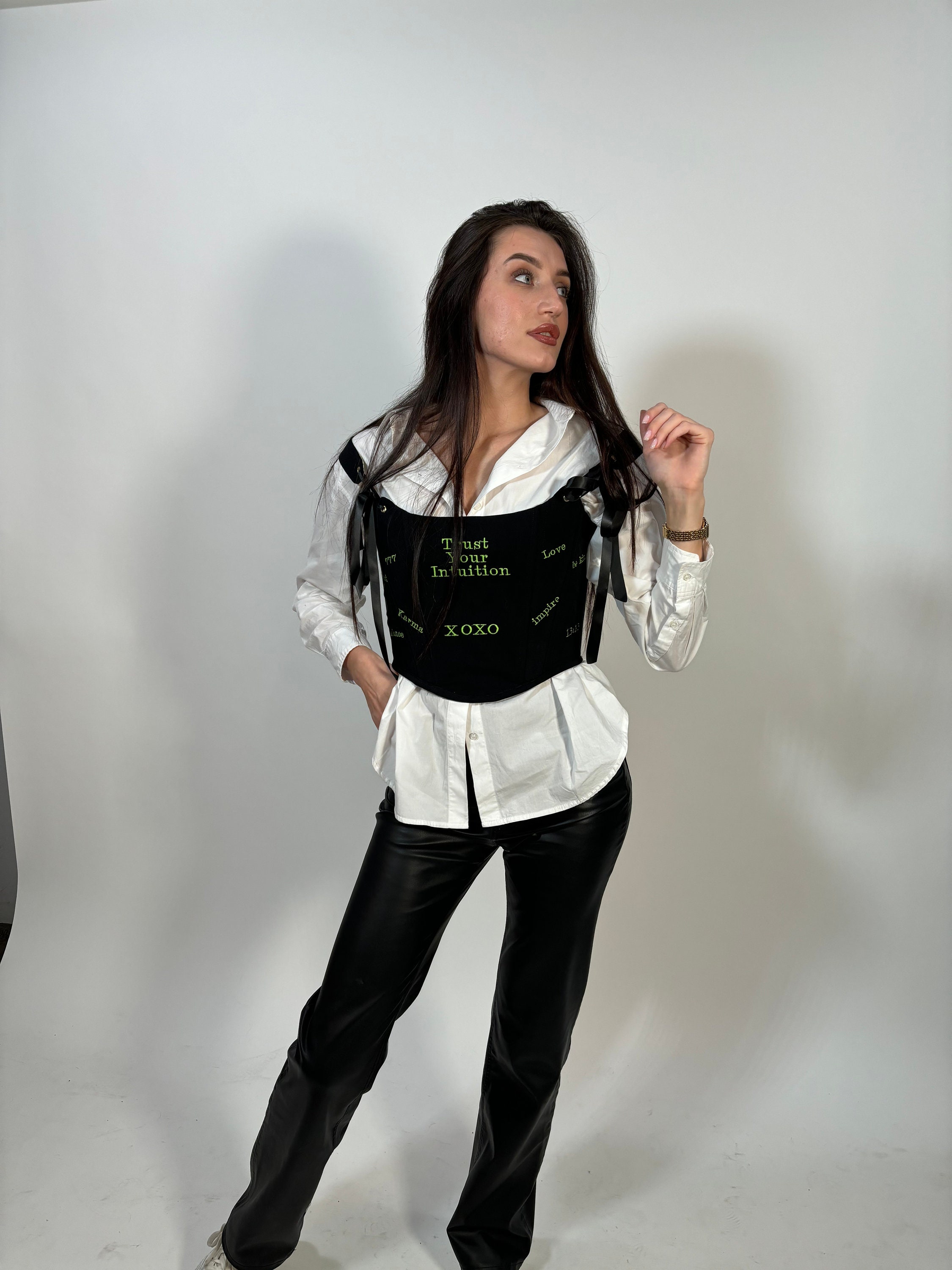 how to wear bustier corset tops