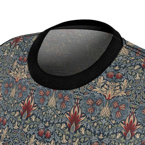 William Morris wildflower shirt - beautiful floral design, vintage aesthetic for that classy look, green short sleeve tshirt, Snakeshead