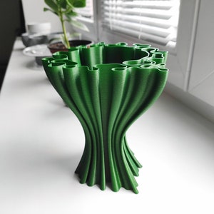 3D Printed Vase | Wavy Design | Multiple Colors