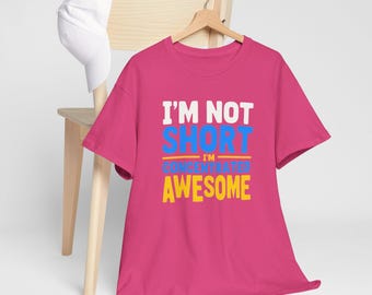 Je ne suis pas petite, je suis concentrée, t-shirt en coton amusant et génial, cadeau d'anniversaire unisexe, cadeau humoristique pour les jeunes pour elle