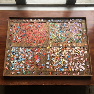 Puzzle Tray Engraved | Handmade Wooden Board Game Table for Jigsaw Puzzles and Storage of Puzzle Pieces