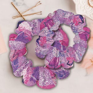 Histology Pathology Watercolor Patterned Scrunchie, Cytology Lab Assistant Gift, Veterinary Medical Lab Tech Pathologist MLT MLS Hair Tie