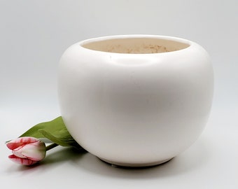 McCoy Cache Pot - Vintage Floraline White Flowerpot - MCM White Planter