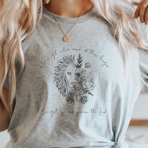 Christian Shirt Trendy Gratitude TShirt Aesthetic Jesus Tee Gift for Her Worship T-Shirt Uplifting Apparel Religious Women&#39;s Shirt Lyrics