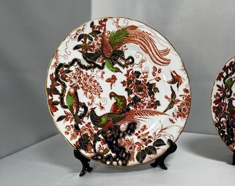 Royal Crown Derby A549 Olde Avesbury 1921-1964 plates