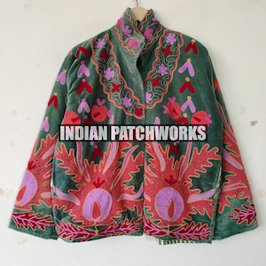 Women's Short Suzani Jacket, Handmade velvet Jacket, Suzani Jacket In velvet Fabric, Floral Embroidery Jacket, indianpatchworks