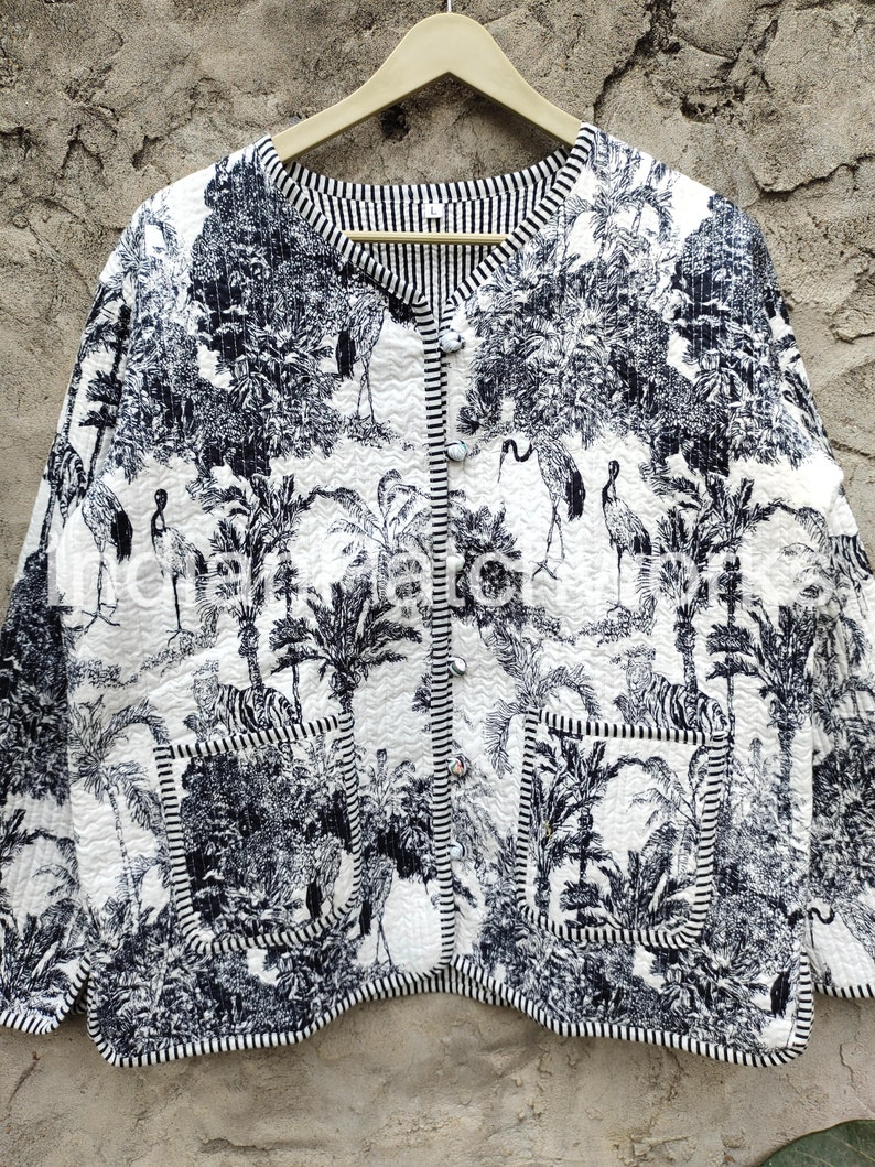 Quilted Jacket Short kimono Women Wear New Style Black and white Flower Coat Indian Hand Block Print Fabric image 4