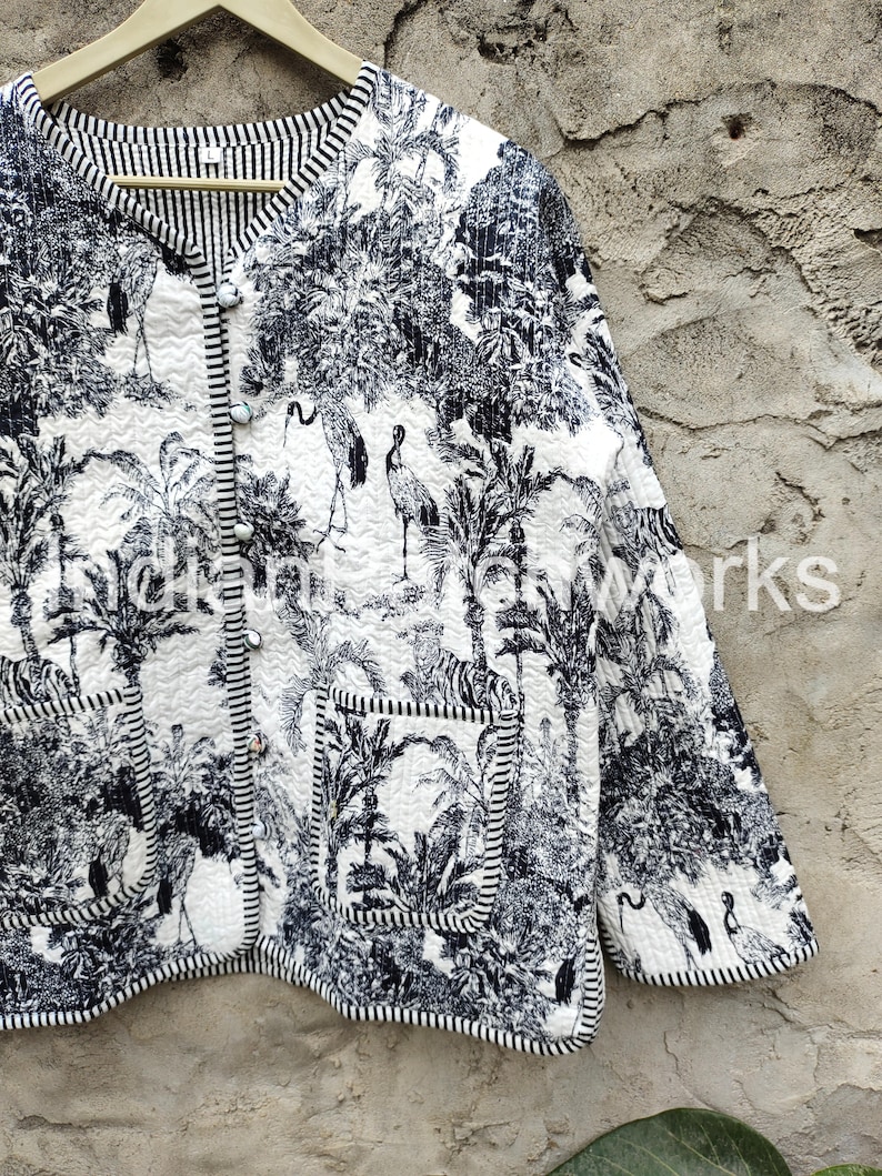 Quilted Jacket Short kimono Women Wear New Style Black and white Flower Coat Indian Hand Block Print Fabric image 7