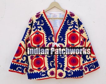 Giacca ricamata Suzani fatta a mano, giacca invernale, cappotto da donna, giacca corta Suzani, giacca Suzani in tessuto TNT, vestaglia, regalo per lei