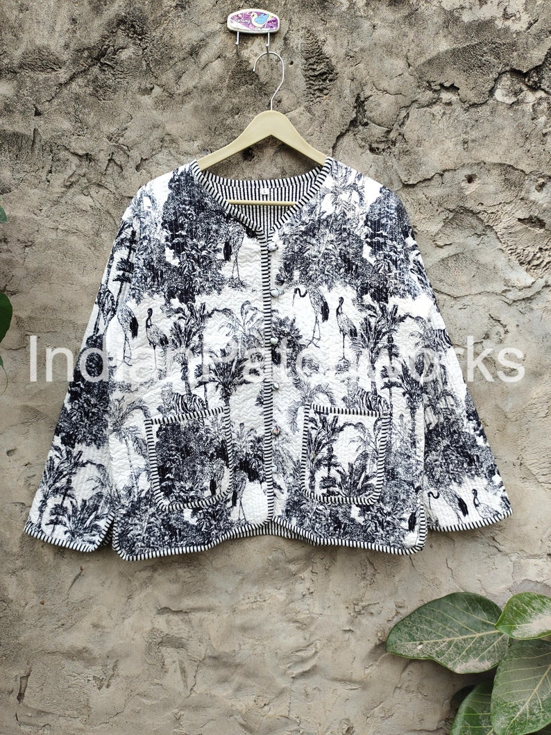 Quilted Jacket Short kimono Women Wear New Style Black and white Flower Coat Indian Hand Block Print Fabric image 3