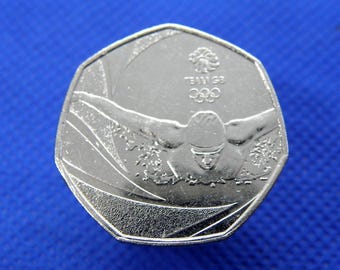 1977 年 50 ペンス硬貨 - エリザベス 2 世女王 - オリジナル