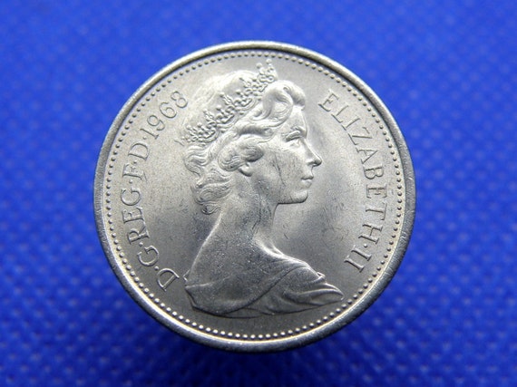 最初の新5ペンス10進法硬貨。 - 1968年、1969年、1970年、1971年