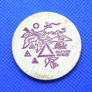WOODEN MASONIC TOKEN - Grand Council of Cryptic Masons - Hawaii 1982-83 (OS01)