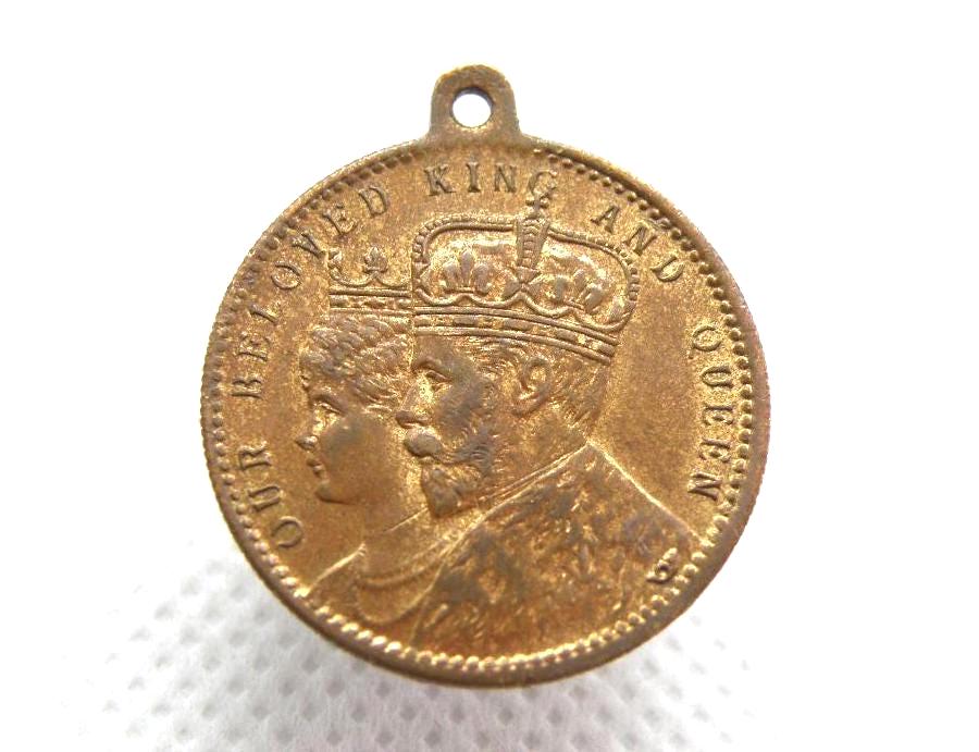 British ROYAL VISIT MEDALLION - King George V & Queen Mary - Royal