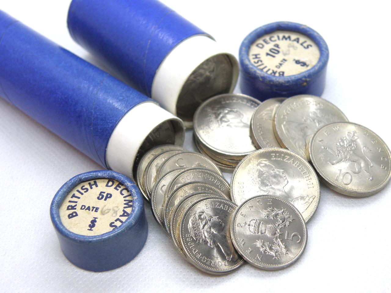 イギリス 6ペンス 外国 硬貨 古銭　エリザベス　ジョージ　まとめ売り 地下鉄から取り出した1968年英国硬貨 - 本物の英国未使用5ペンス硬貨と