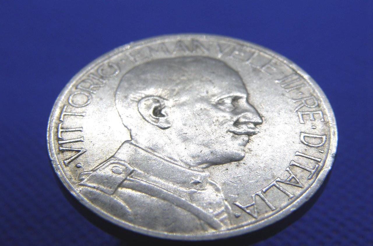 イタリア - 1924年 2リラ硬貨 - ヴィットーリオ・エマヌエーレ3世