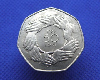 1973 E.E.C. 'HANDS' FIFTY PENCE Coin - European Economic Community Commemorative British 50p Coin - Craft? Jewellery? Birthday Gift (OS01)