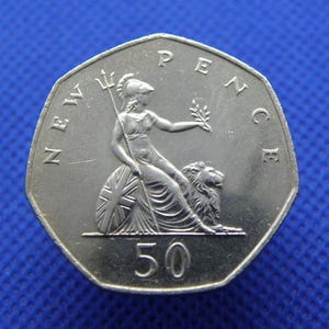 1977 年 50 ペンス硬貨 - エリザベス 2 世女王 - オリジナル