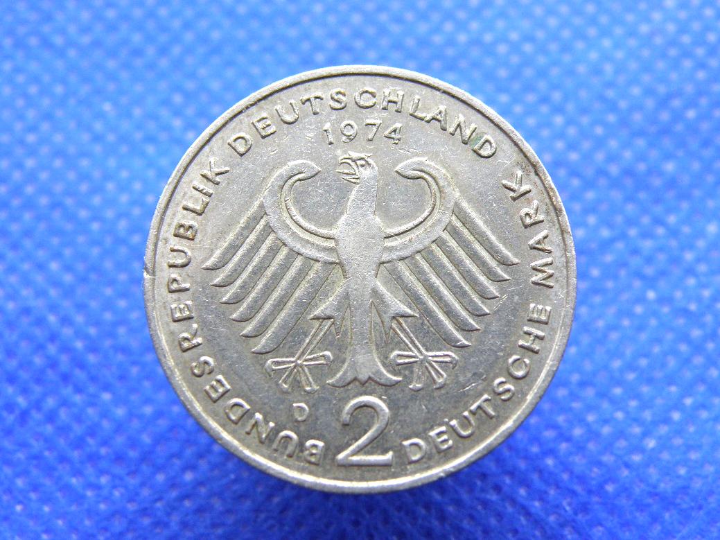 GERMANY 1974 - TWO MARK Coin - Mint Mark 'D' - Federal Republic