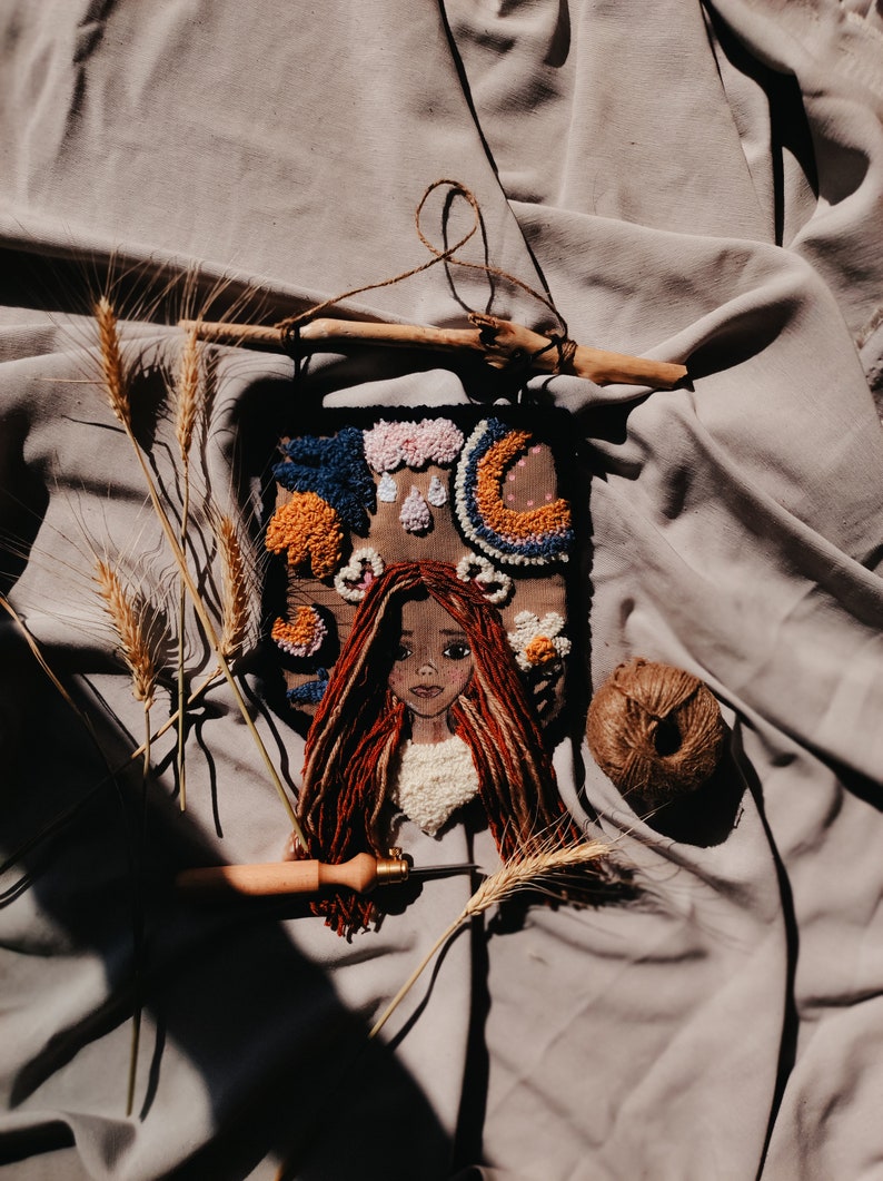 Настенная панель с изображением рыжеволосой девушки в стиле бохо image 5