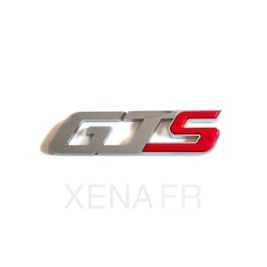 Alfa Romeo GTS Gransport cromado y logotipo en el maletero trasero en rojo