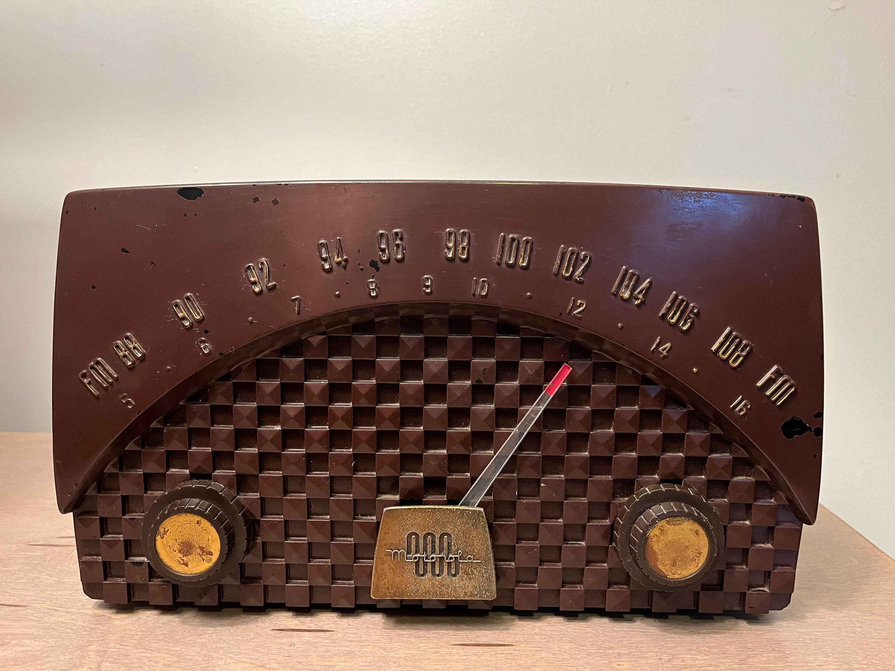 Antique Motorola Tabletop AM/FM Radio Model 7XM - Etsy